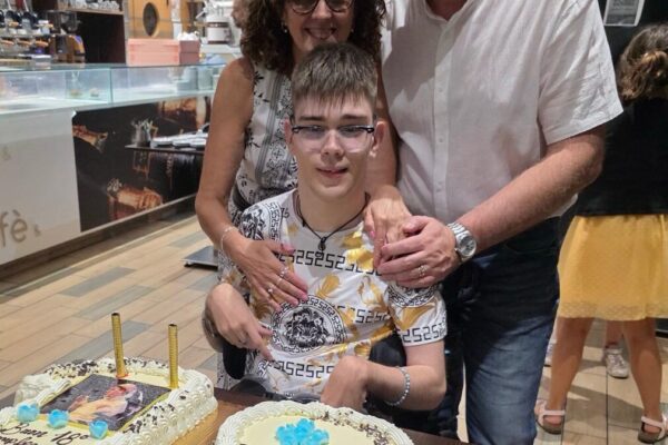 Samuele con i suoi genitori Maria e Giovanni
