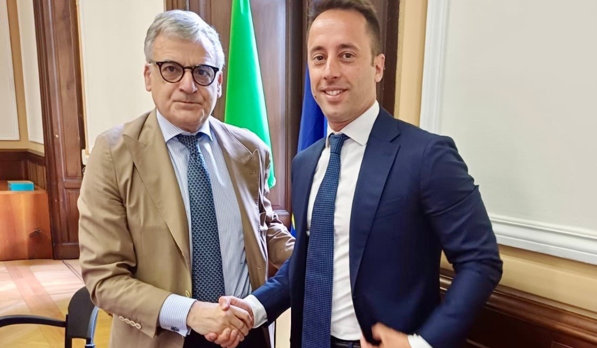 Rozzano, Il sindaco Ferretti incontra il prefetto. Foto scaricata dal sito del Comune